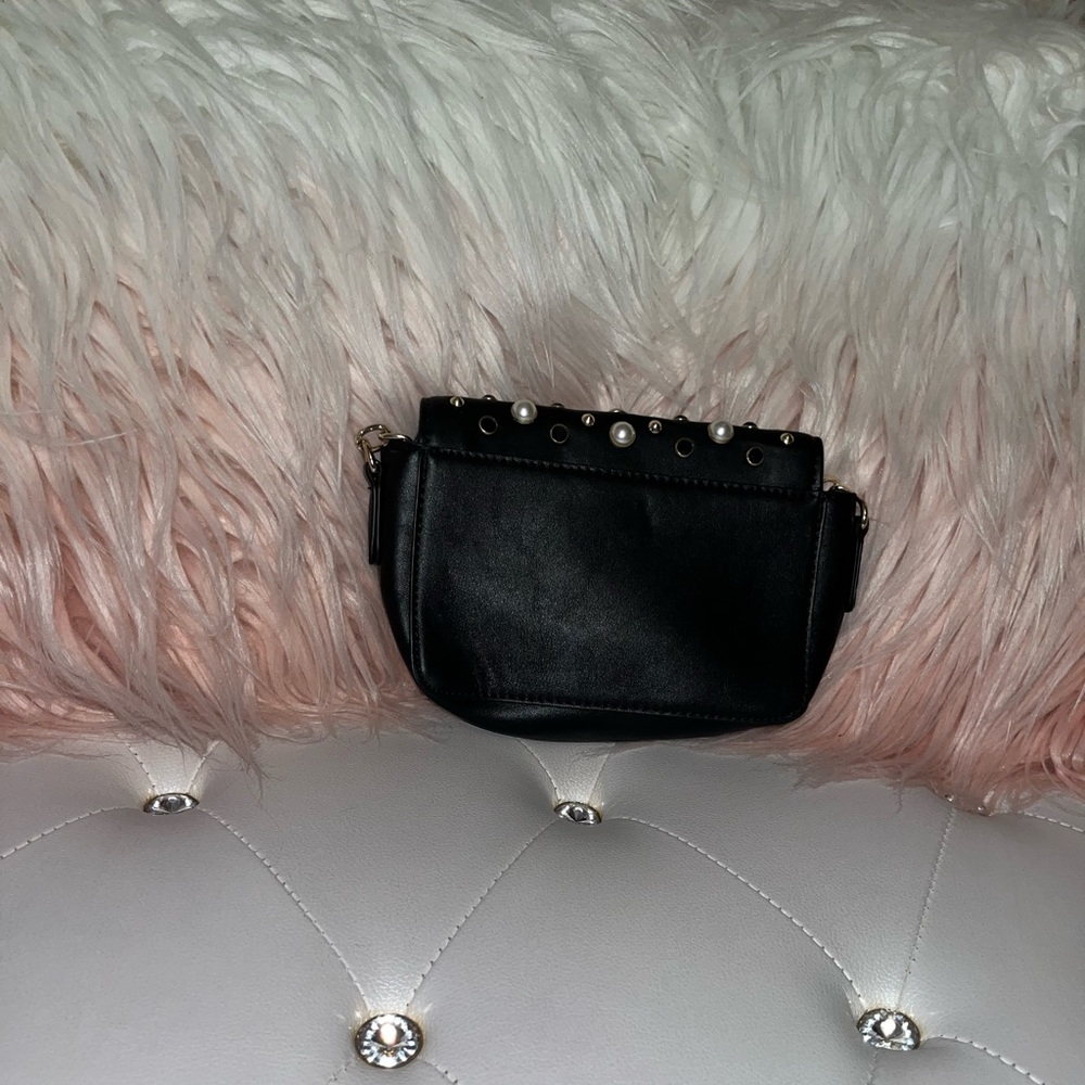Steve Madden Black Pearl Embellished Crossbody Bag - Picture 4 of 9